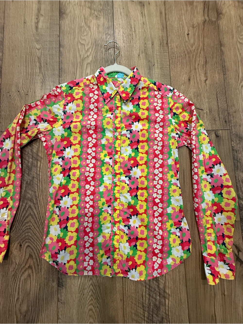 Lilly Pulitzer women’s Bright Floral Button-Down Shirt in Pink, Yellow & Green